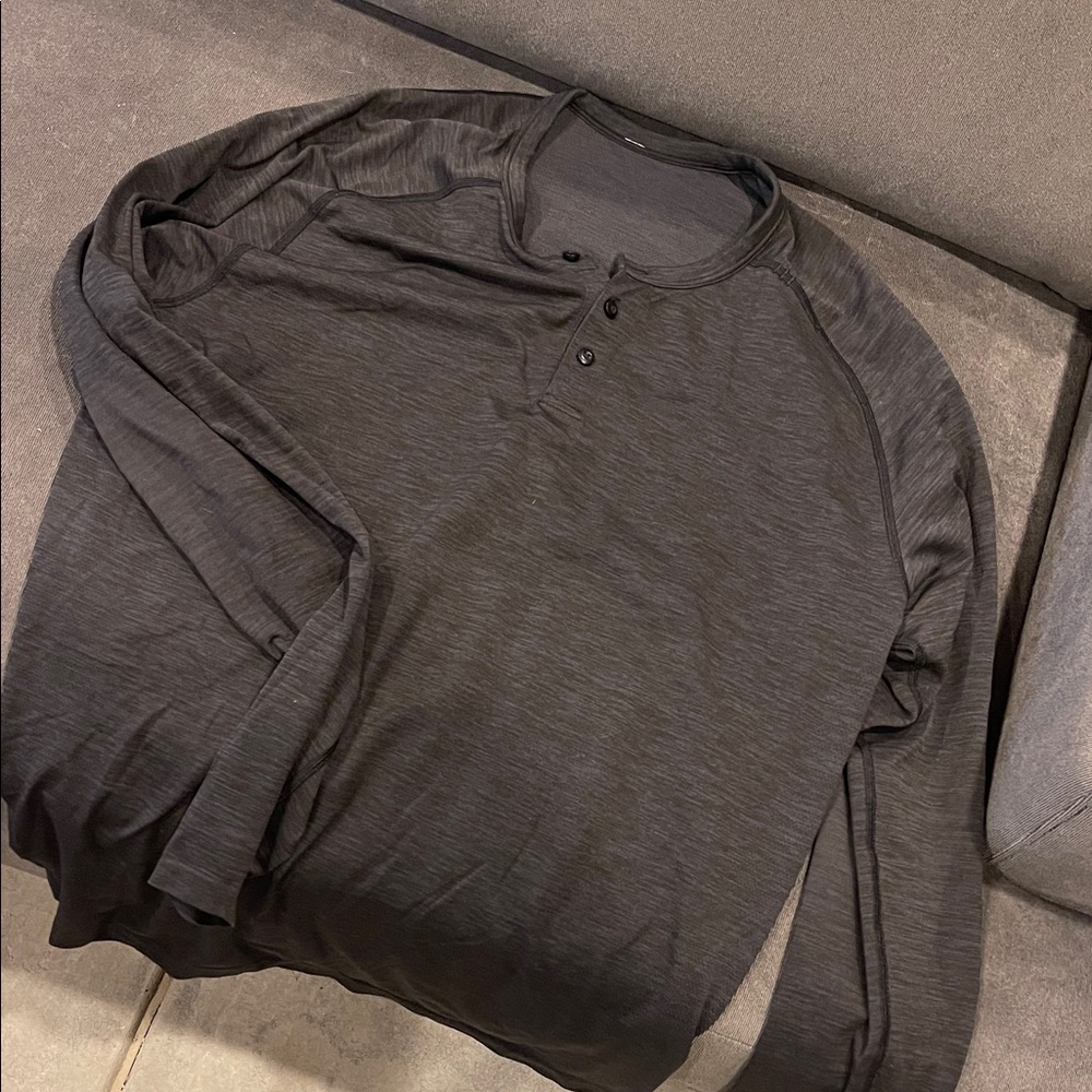 Lululemon Men’s Longsleeve